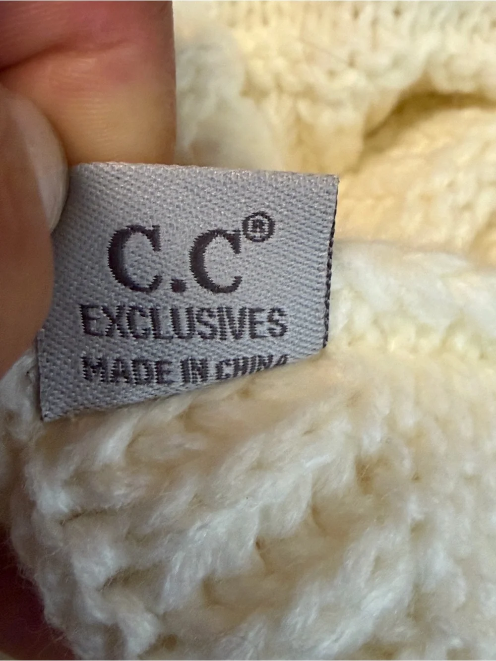 C.C Exclusives Women’s Knit Beanie Cream Faux Fur Pom Pom Winter Hat One Size